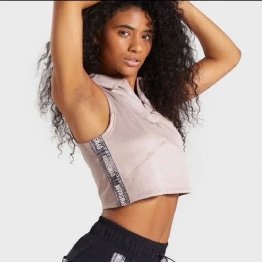 Gymshark Revival Zip Crop Top
